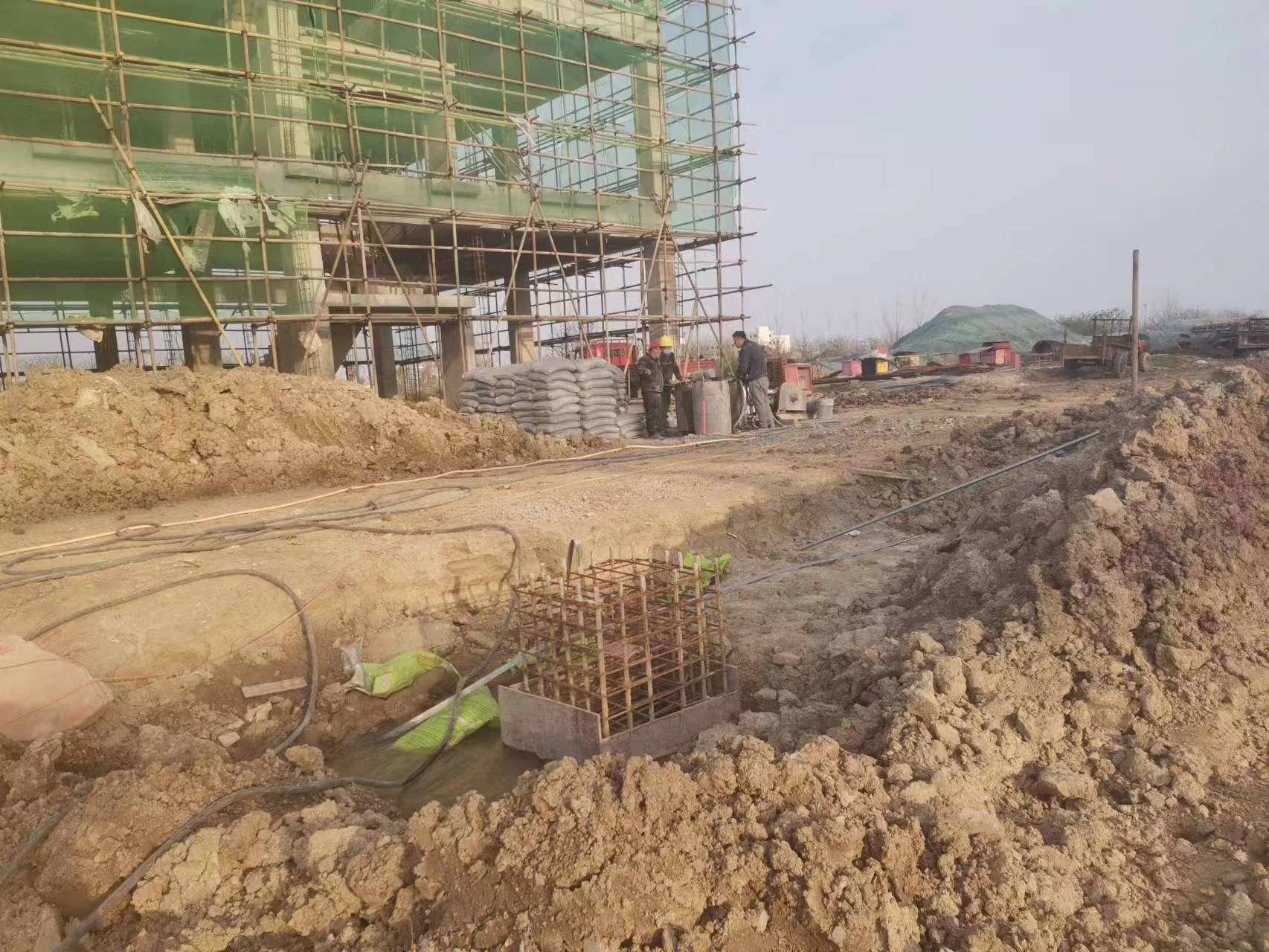 福贡当桥梁出现裂缝的时候应该及时加固修补